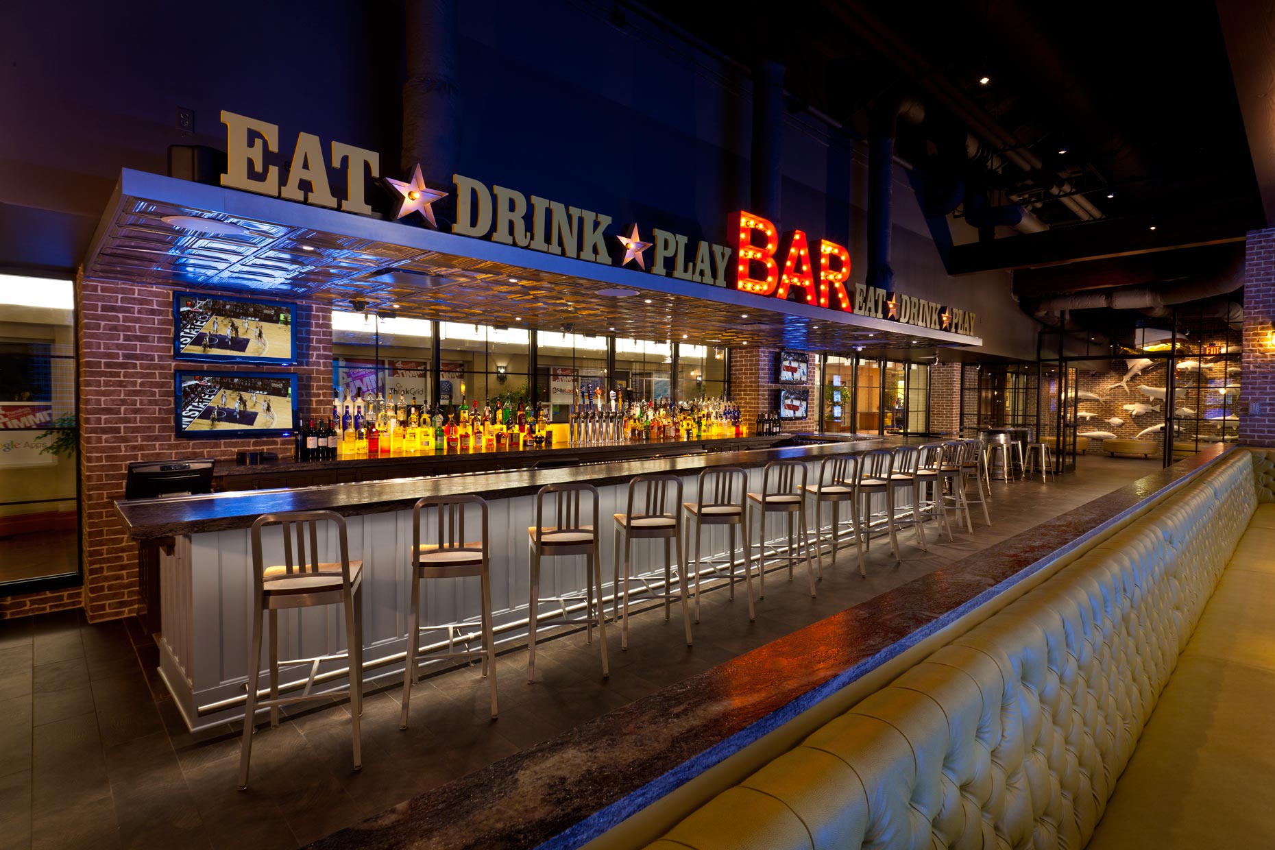 Hotel & Restaurant Photogrpahy | Gaylord Palms Hotel Sportsbar