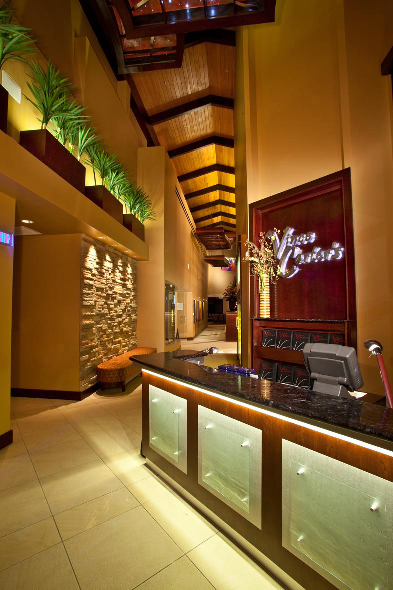 Vince Carter Restaurant Interior | Restaurant  Photography 