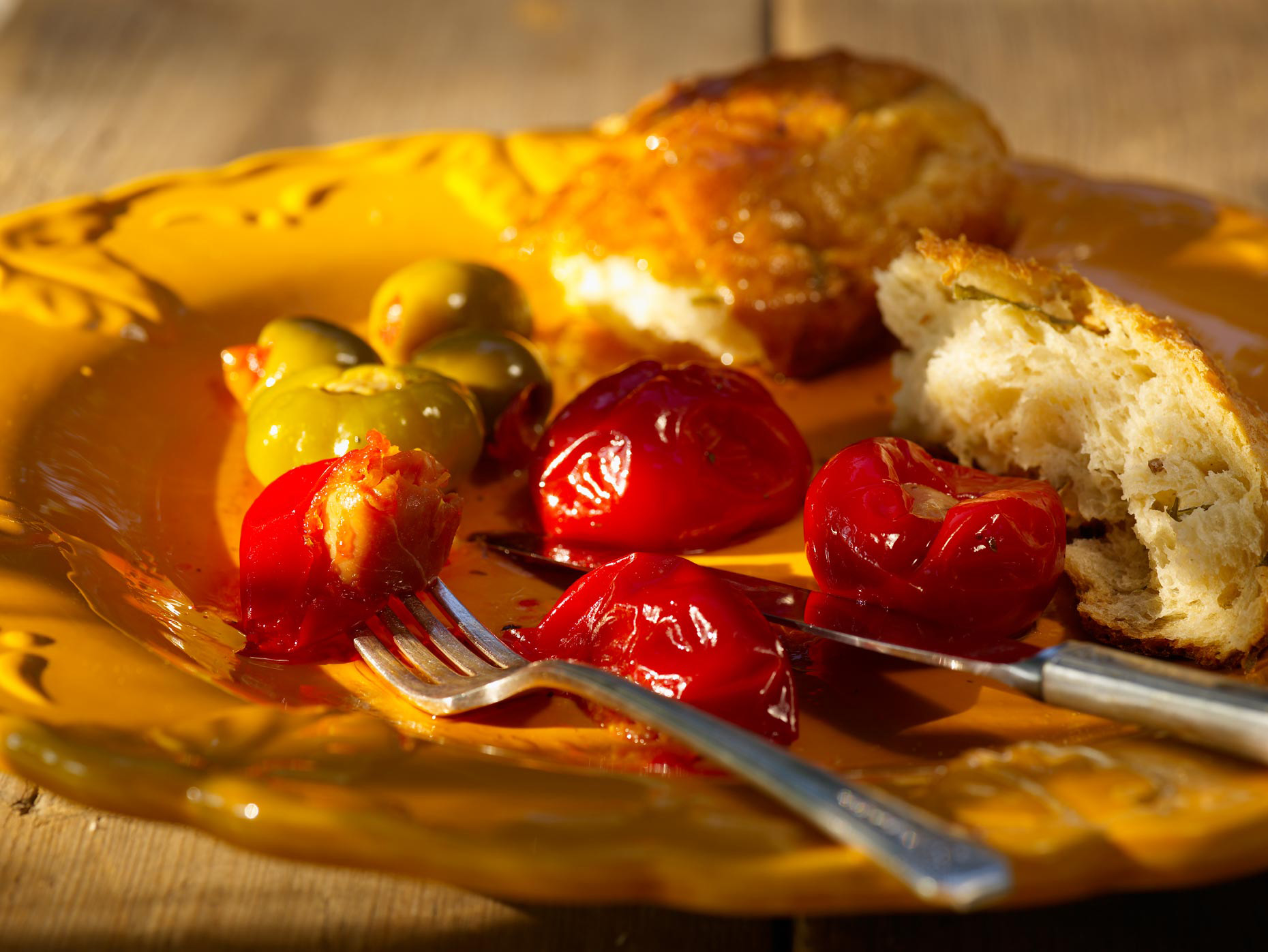 Food Photography | Red &Green Peppers with Bread