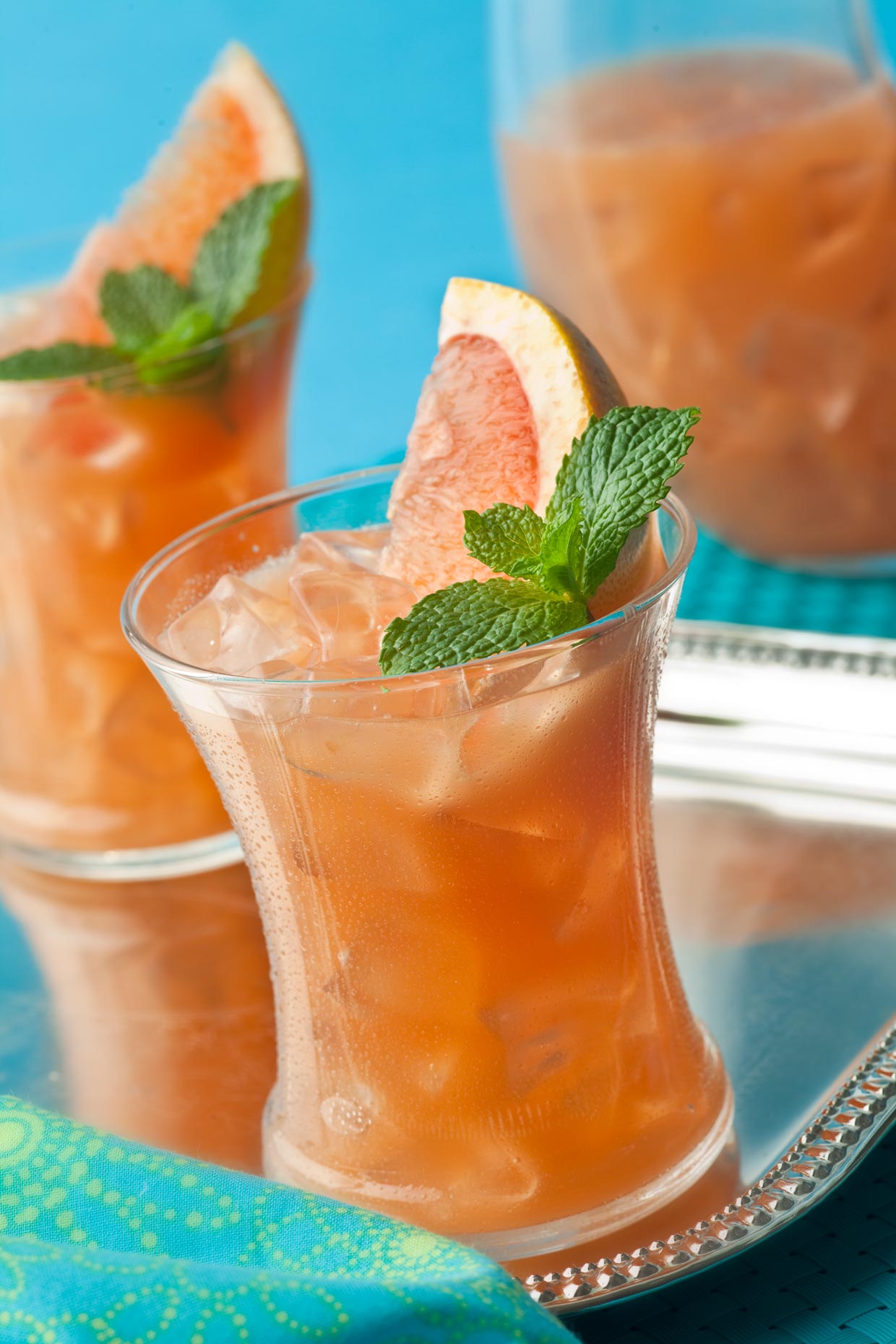 Beverage Photography | Citrus drinks with mint
